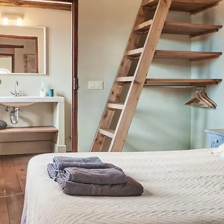 La Madrigata Al Completo Villamejil